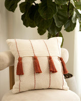 Capa de Almofada Artesanal Aroeira Terracota