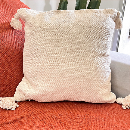 Capa de Almofada Artesanal Frade Em Algodão Cru