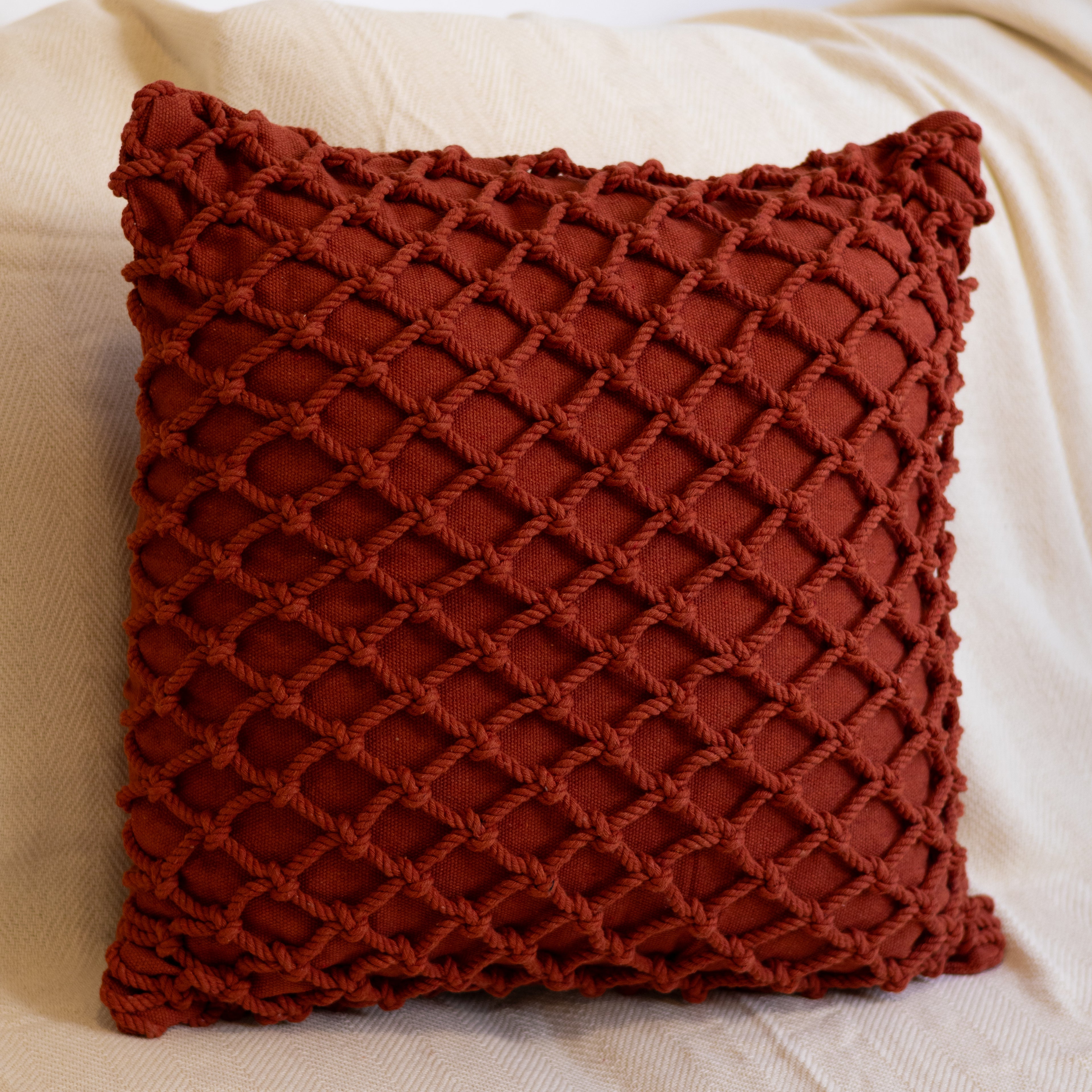 Capa de Almofada Macramê Corda Terracota 50x50