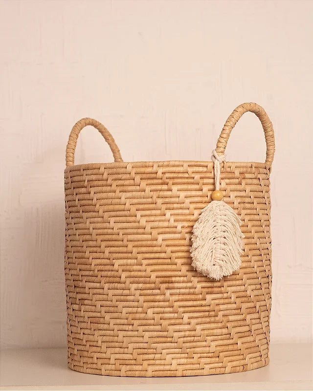 Cesto de Palha Pingente Macramê 25x25cm