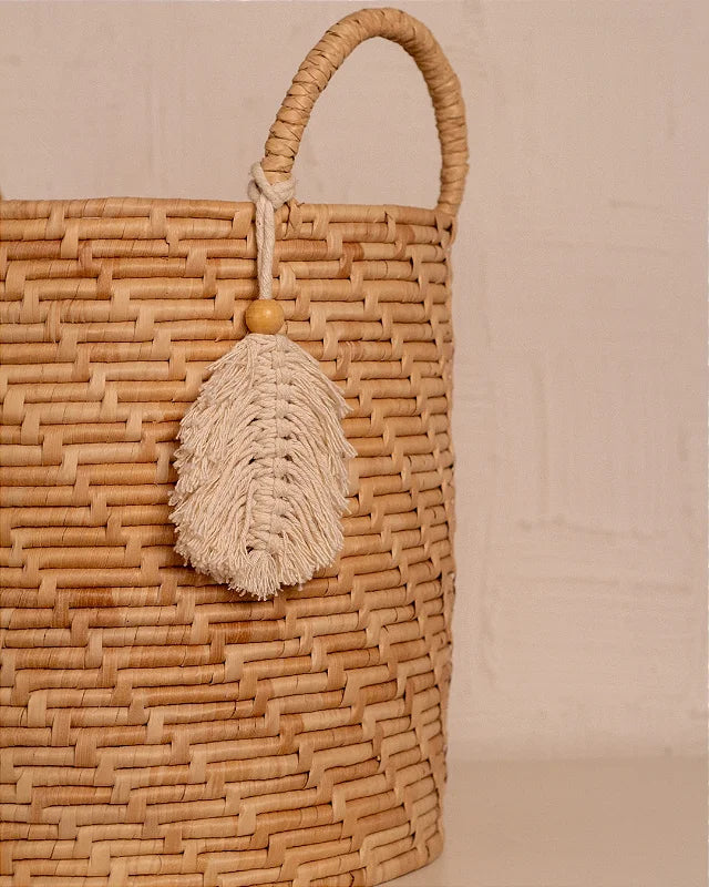 Cesto de Palha Pingente Macramê 25x25cm