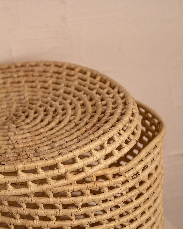 Cesto com Tampa em Palha de Carnaúba Trama Aberta