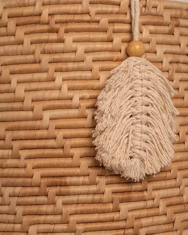 Cesto de Palha Pingente Macramê 25x25cm