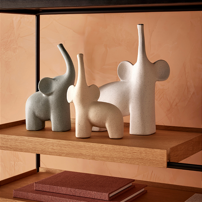 Escultura Elefante Borneo em Cerâmica Rosé Pequeno