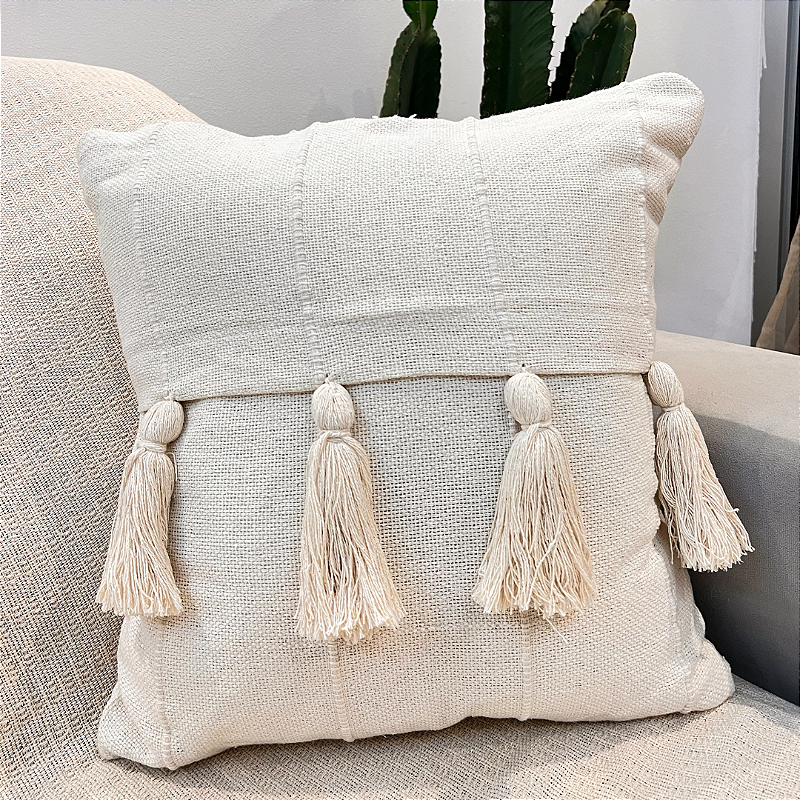 Capa de Almofada Artesanal Aroeira Cru