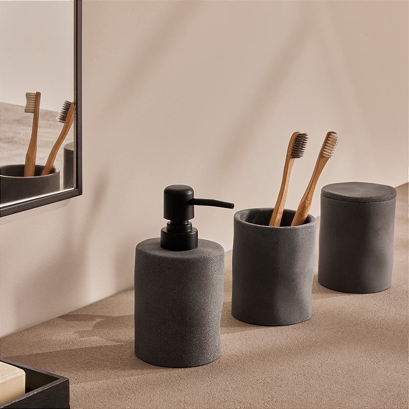 Pote com Tampa Liam em Cimento Grafite