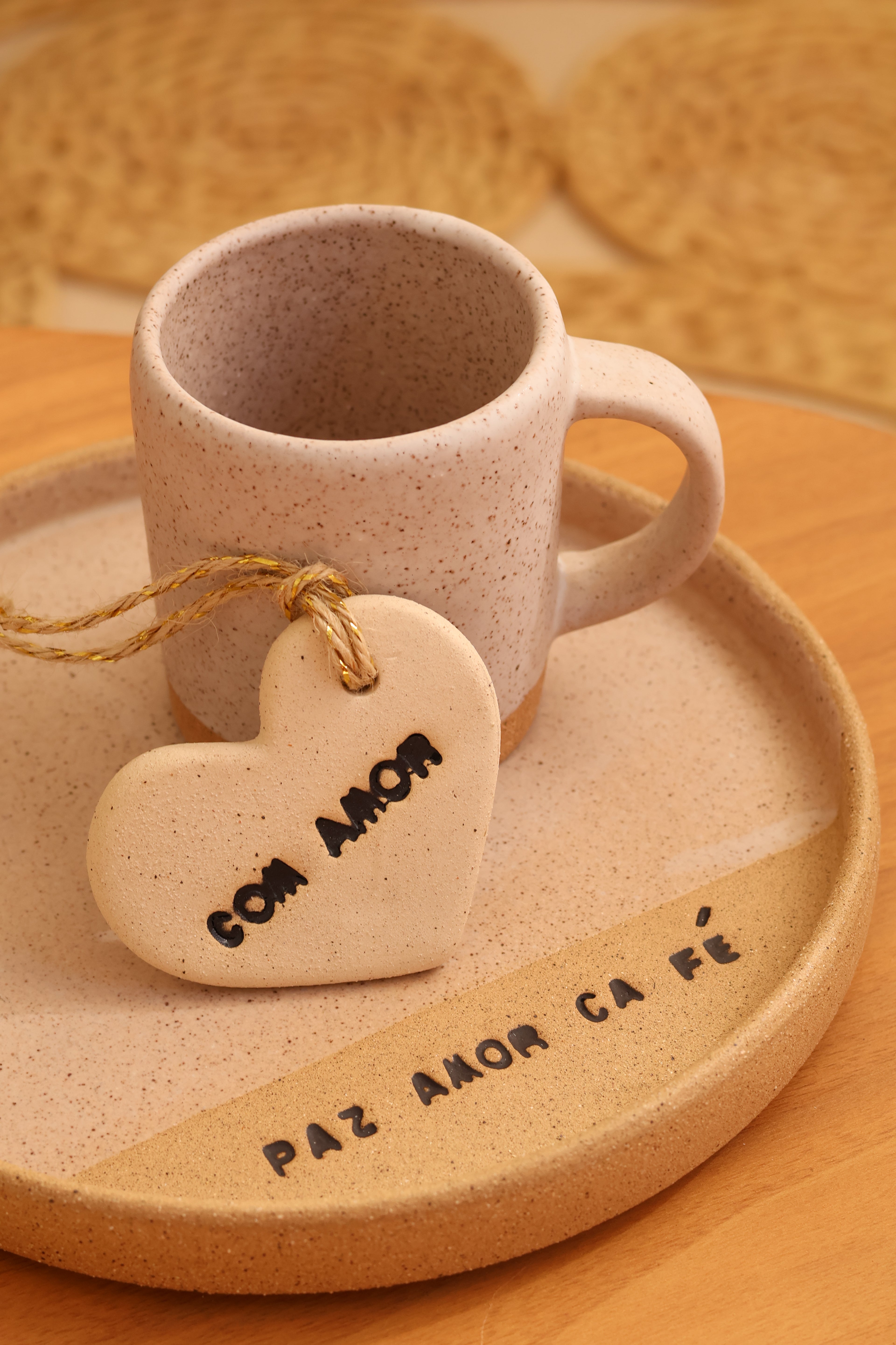 Kit Café em Cerâmica Artesanal Paz Amor Ca fé