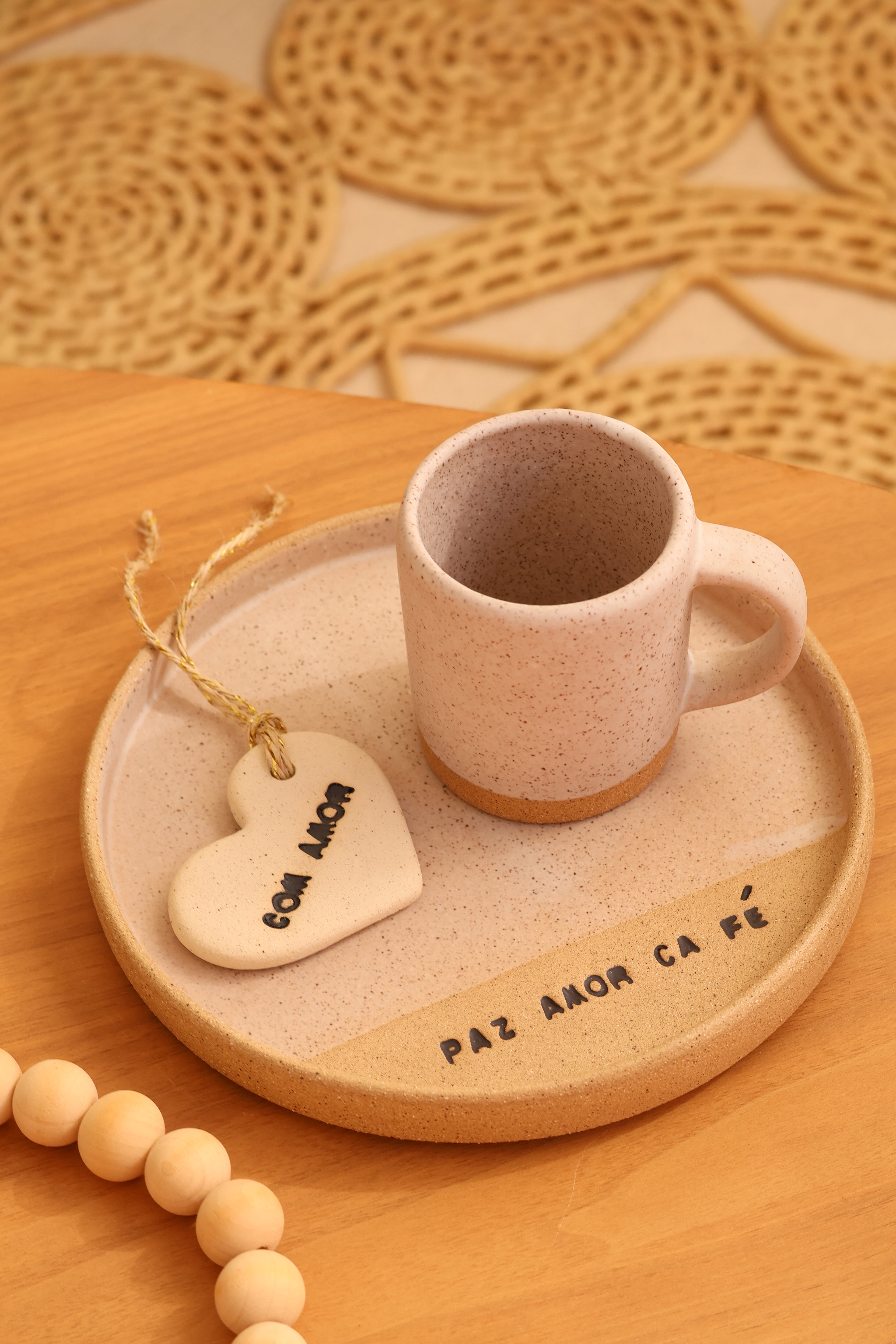 Kit Café em Cerâmica Artesanal Paz Amor Ca fé