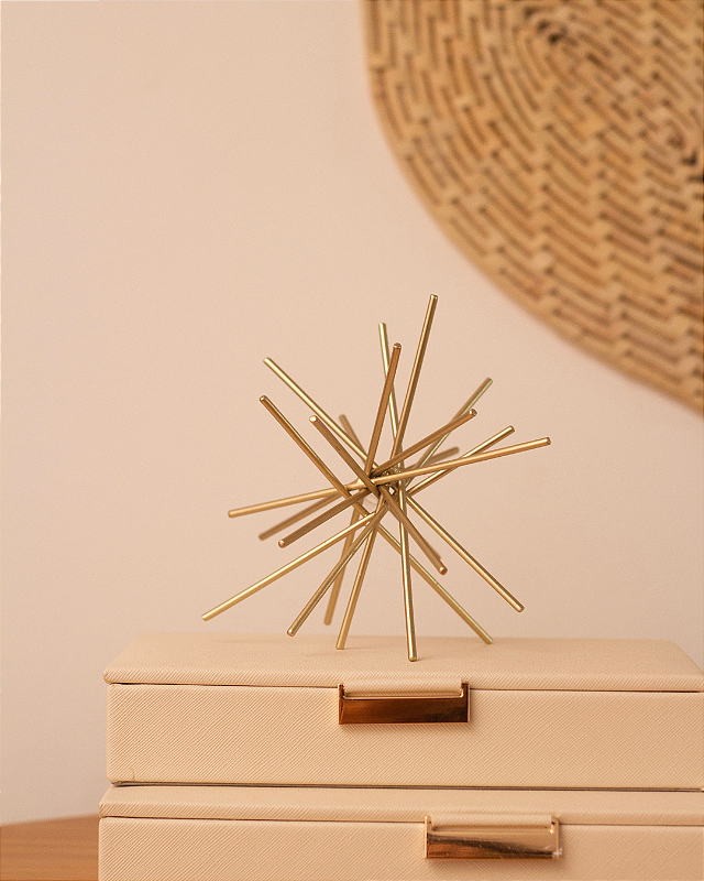 Escultura Ouriço em Metal Dourado